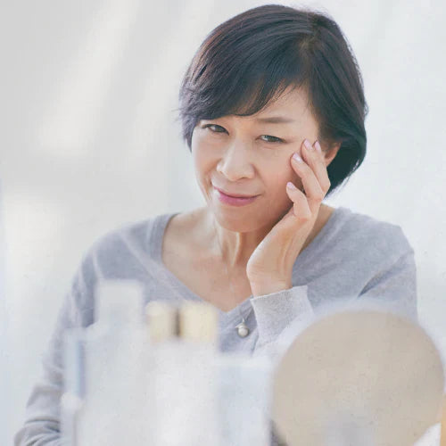 Red Light Therapy for Sagging Jowls: Does It Work Better Than RF?