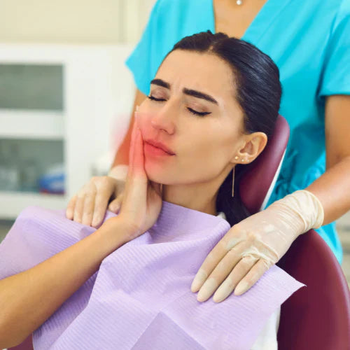 Ear and Jaw Pain After Tooth Extraction : Causes, Relief &amp; Red Light Therapy