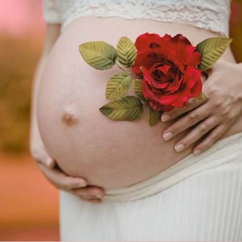 Can Red Light Therapy During Pregnancy Help You Sleep Better? - Lumaflex