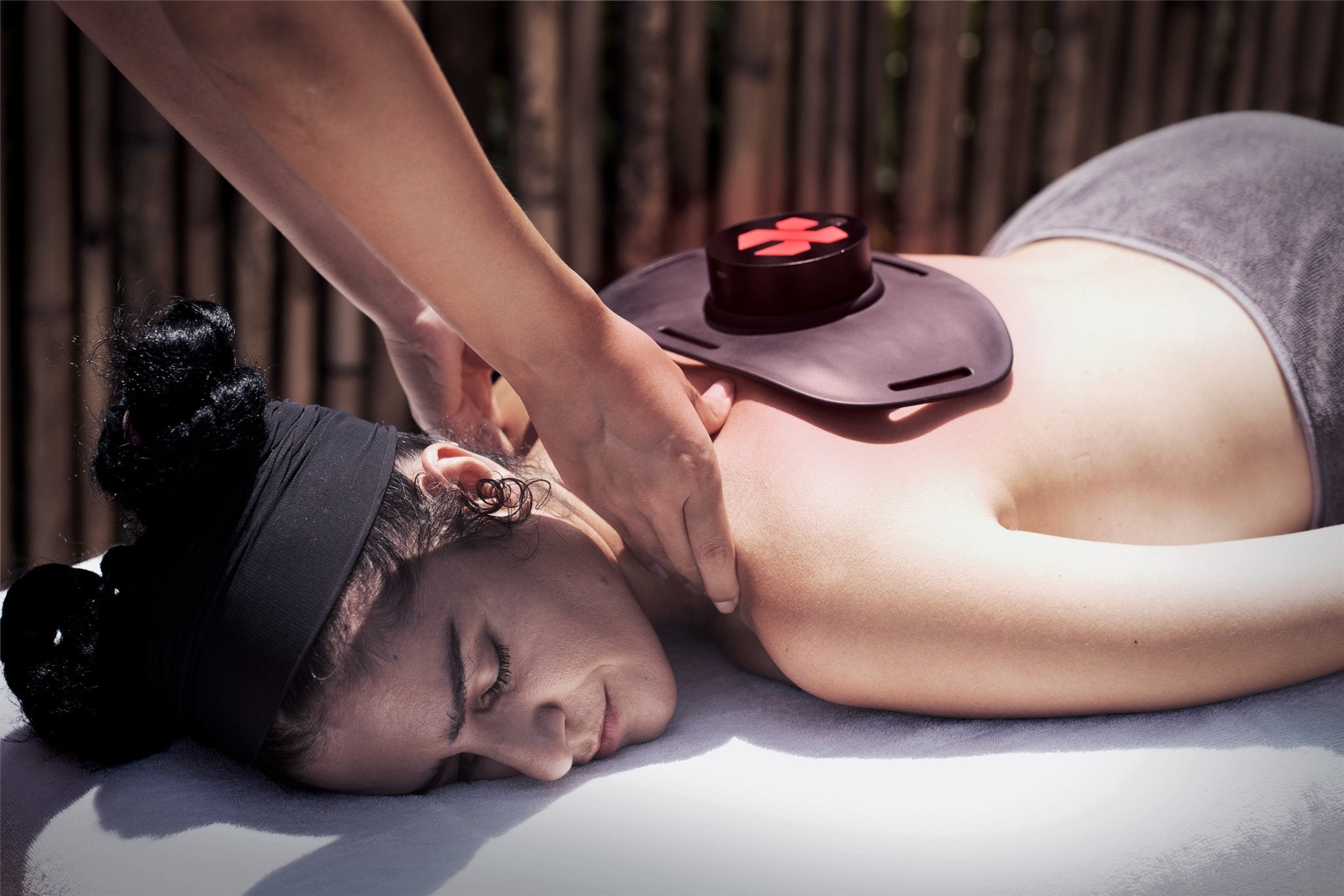 Neuropathic Pain: Understanding the Potential of Red Light Therapy - Lumaflex